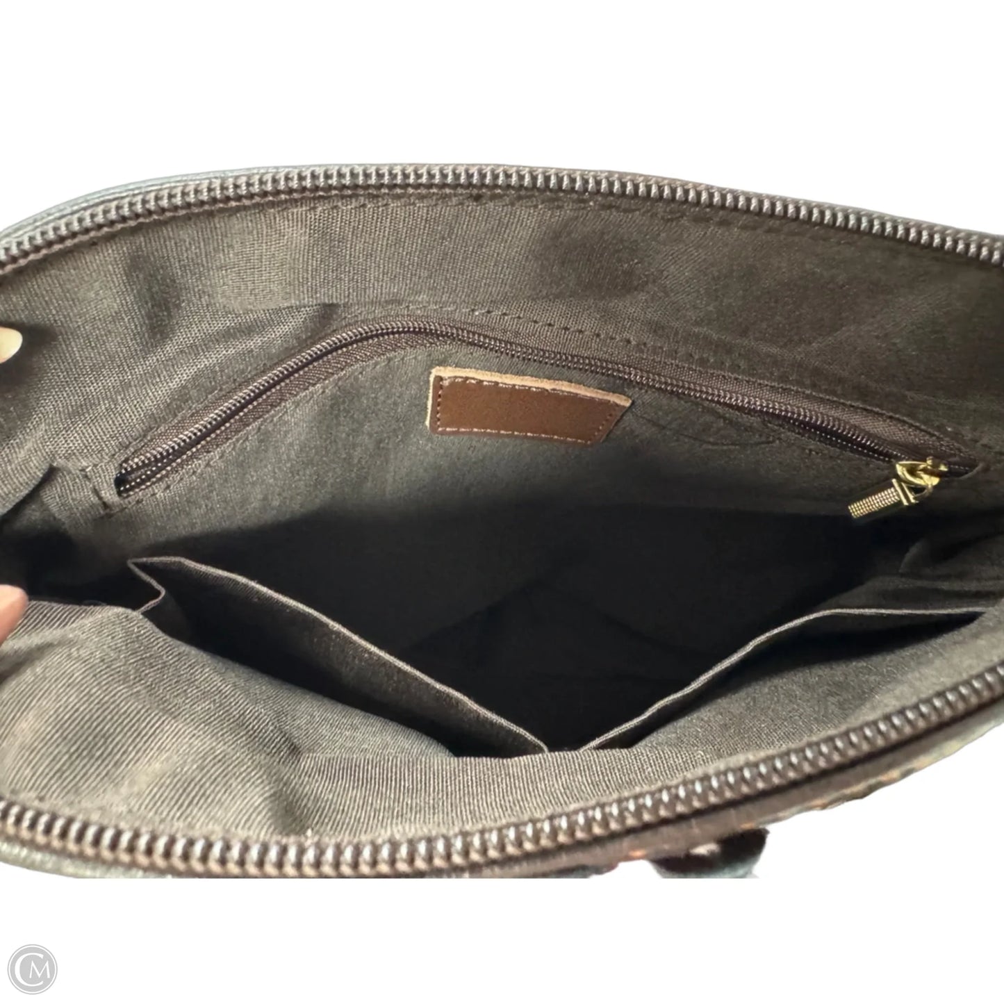 Crossbody By Clothes Mentor, Size: Medium