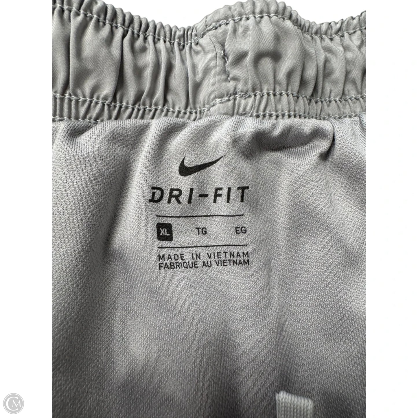 Athletic Shorts By Nike Apparel In Grey, Size: Xl