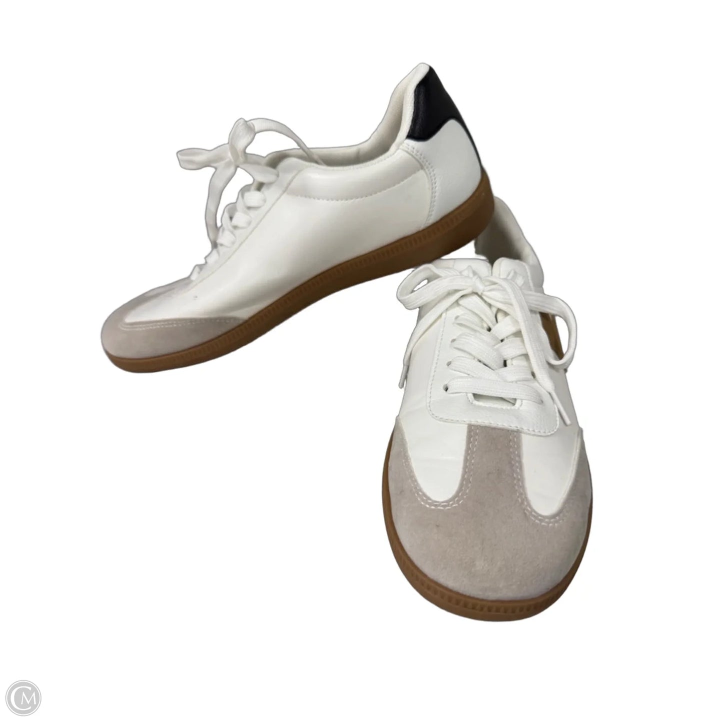 Shoes Sneakers By Clothes Mentor In Tan & White, Size: 9
