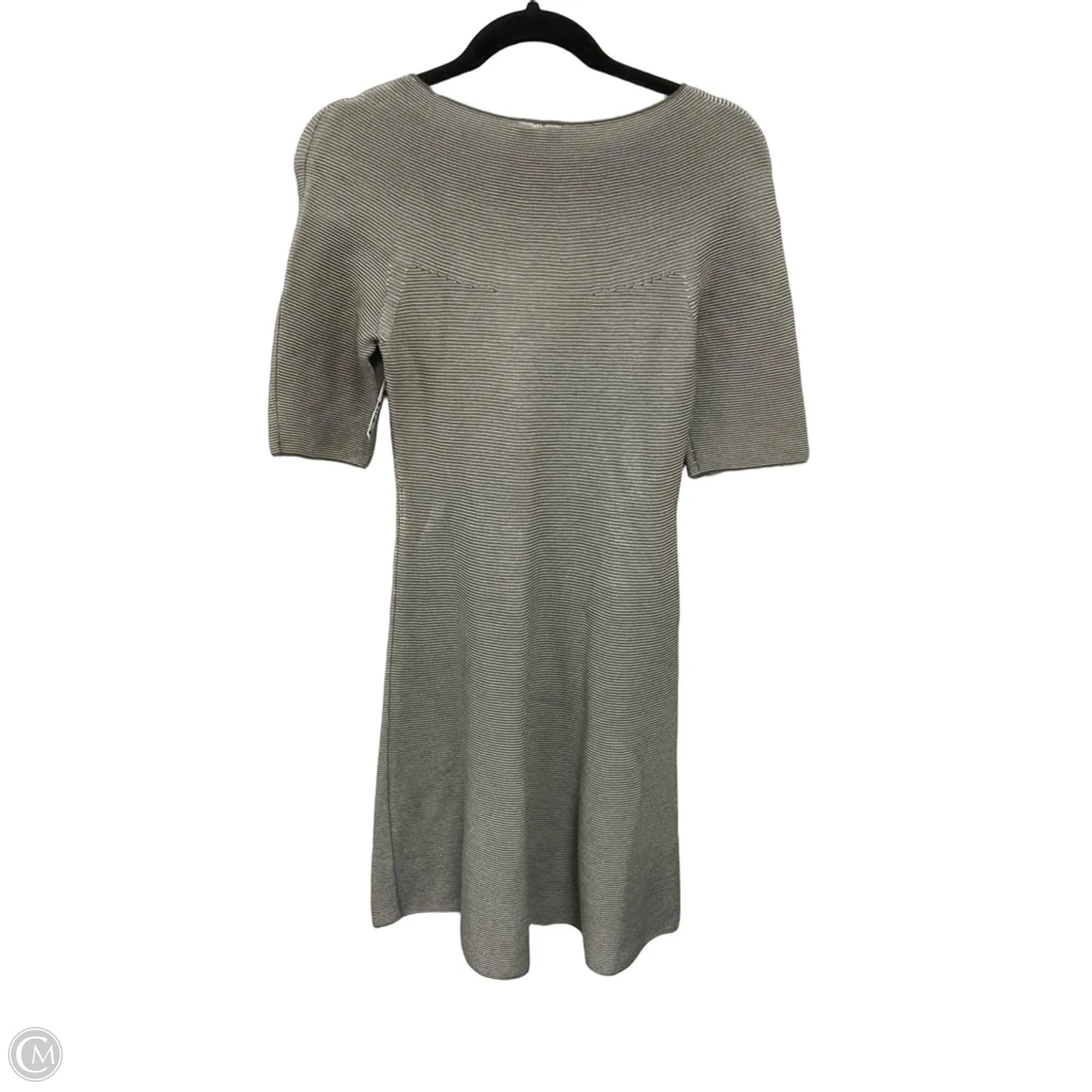 Dress Casual Short By Uniqlo In Green & White, Size: Xs