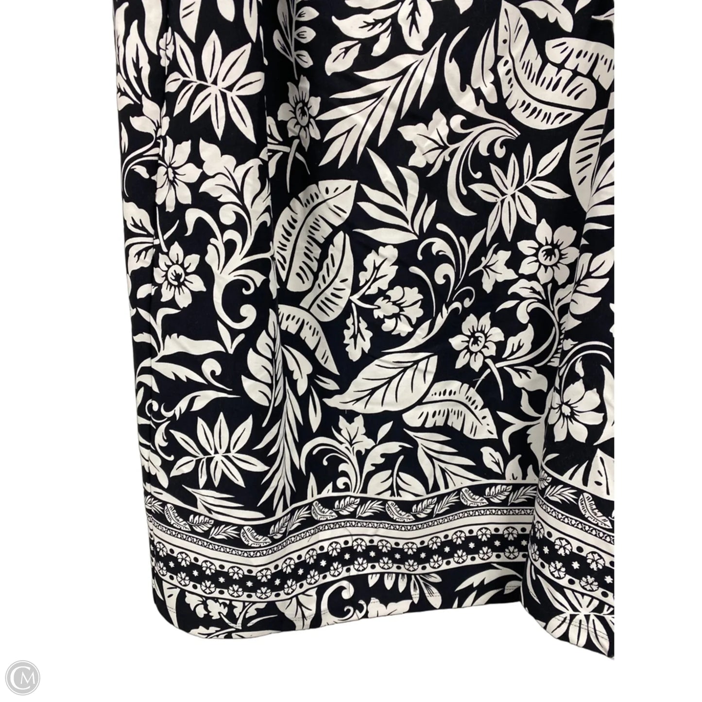 Dress Casual Short By Talbots In Black & White, Size: 2x
