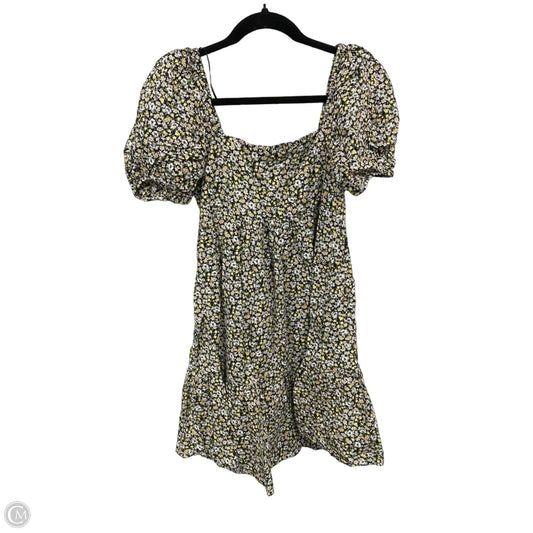 Dress Casual Short By Uniqlo In Black & Yellow, Size: Xs