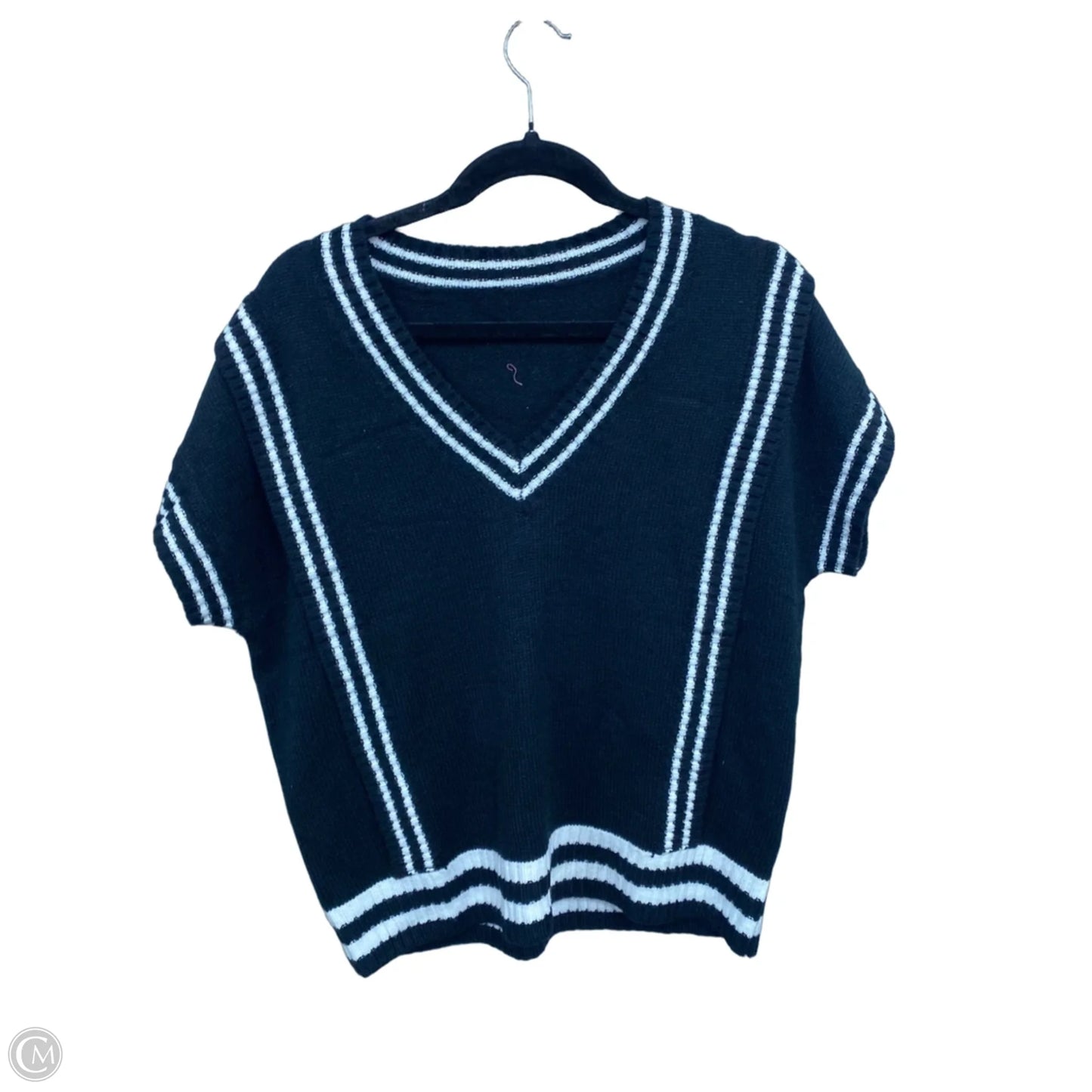 Sweater Short Sleeve By Clothes Mentor In Black & White, Size: M