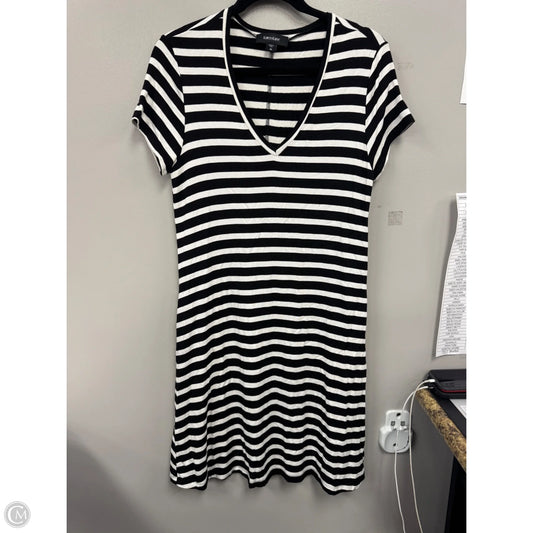 Dress Casual Short By Karen Kane In Black & White, Size: M