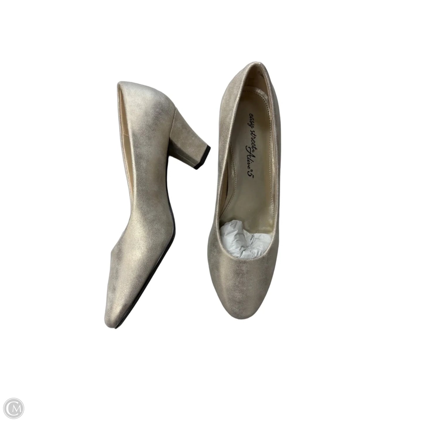 Shoes Heels Block By Easy Street In Gold, Size: 9