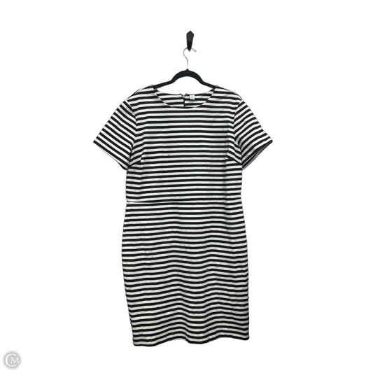 Dress Casual Short By Old Navy In Black & White, Size: Xxl