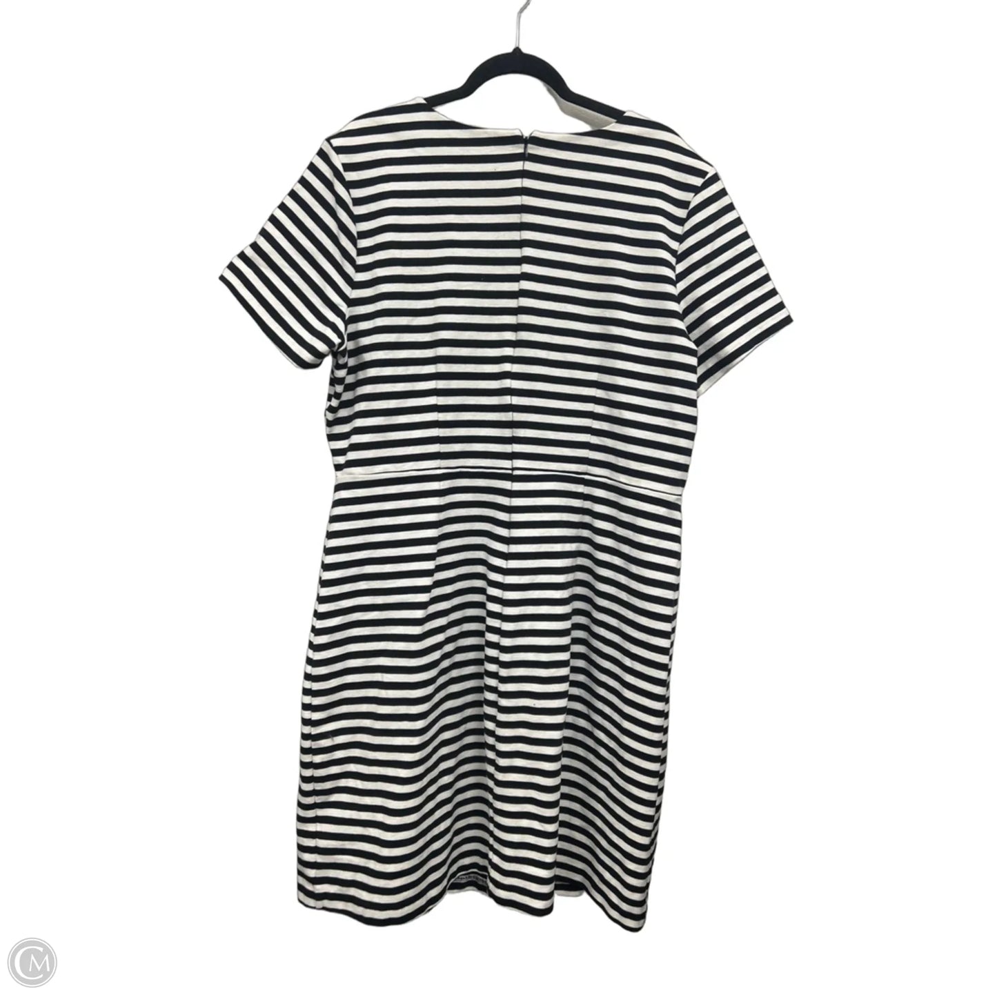 Dress Casual Short By Old Navy In Black & White, Size: Xxl