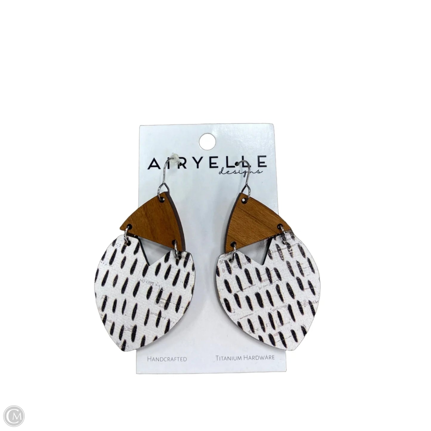 Earrings Dangle/drop By Clothes Mentor