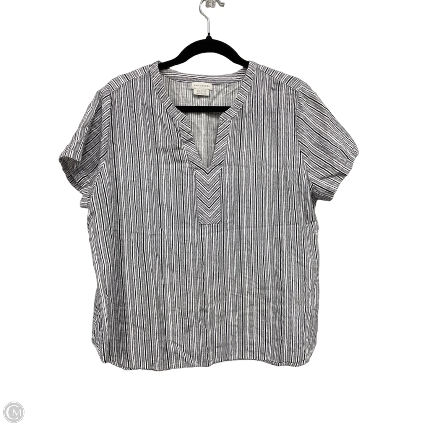 Top Short Sleeve By Van Heusen In Black & White, Size: Xl