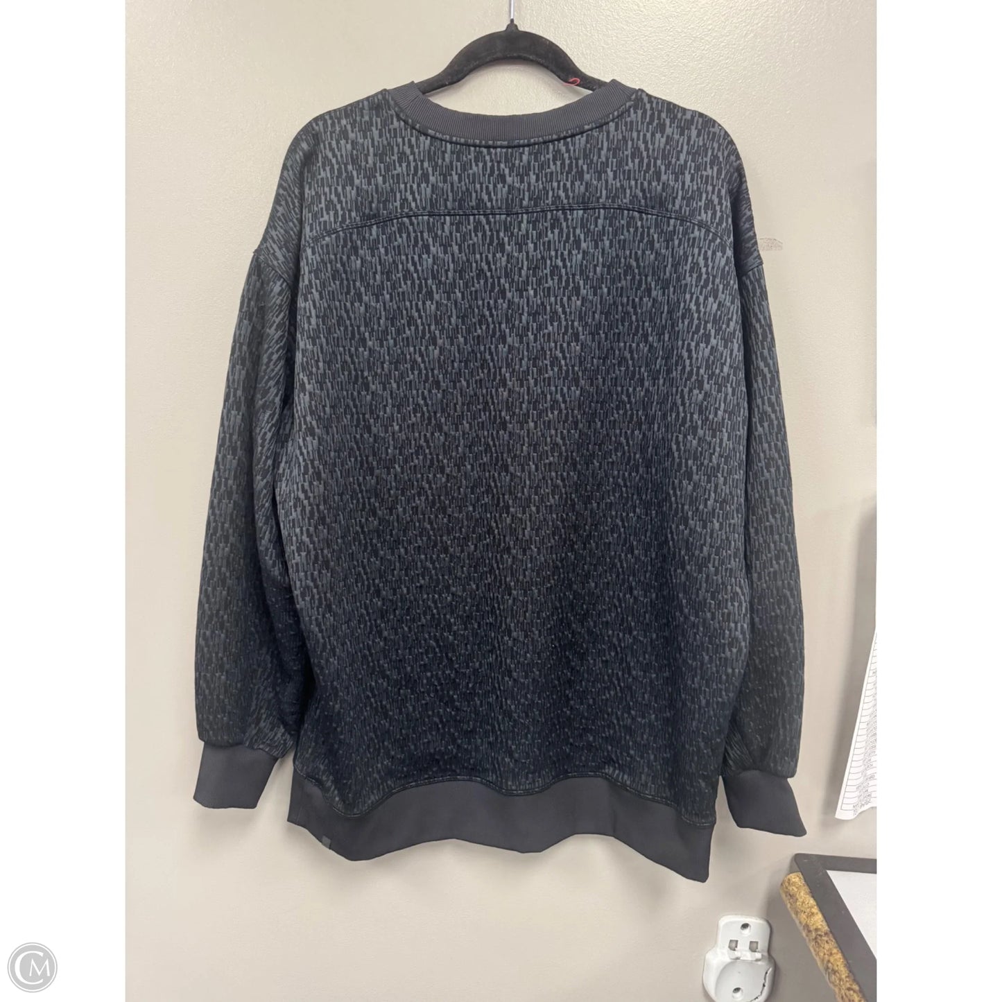 Athletic Sweatshirt Crewneck By Lululemon In Black & Grey, Size: 8
