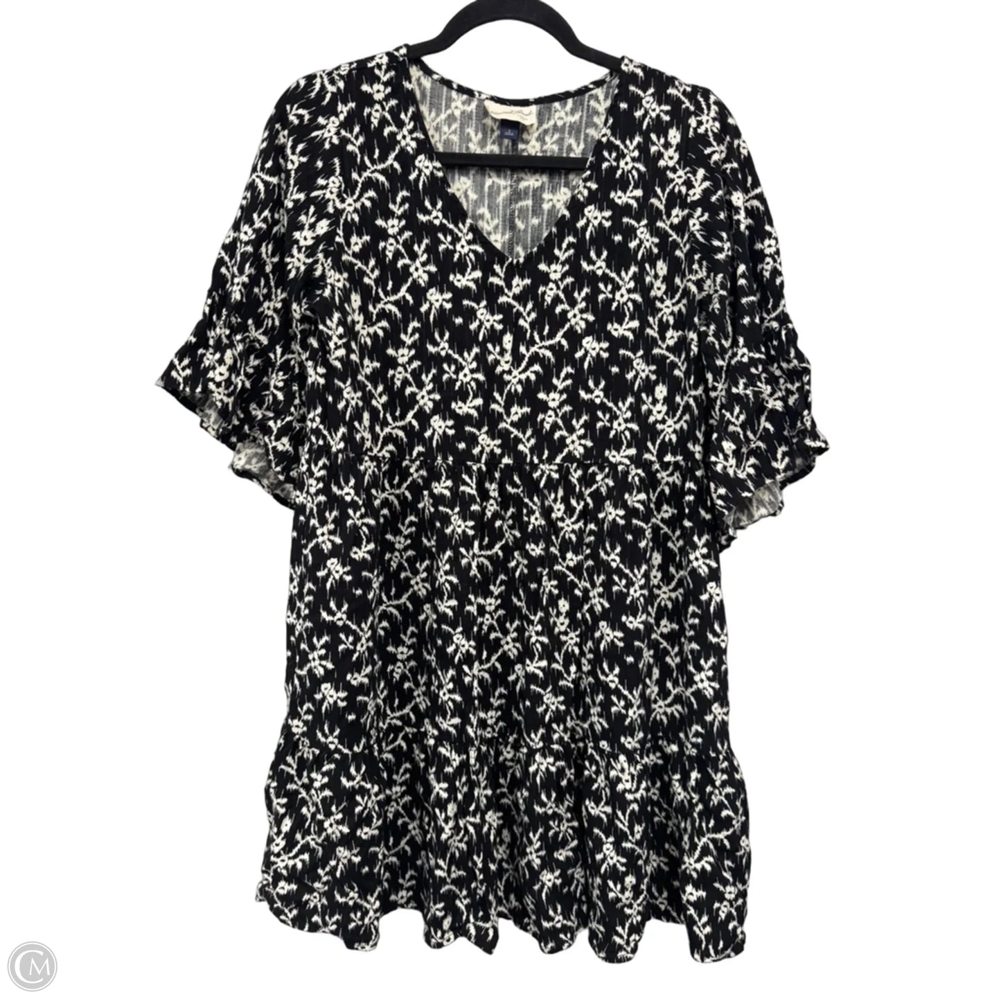 Dress Casual Short By Universal Thread In Black & Cream, Size: S