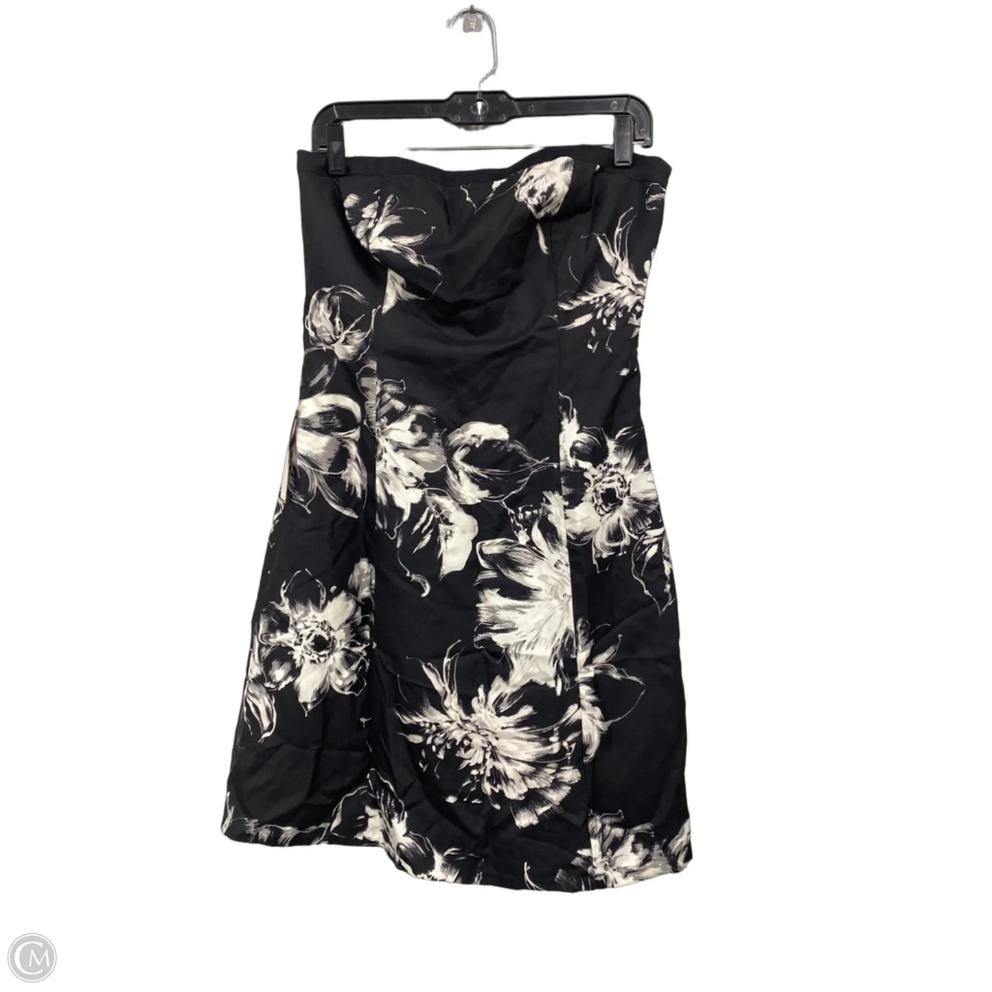 Dress Casual Short By Ann Taylor In Black & White, Size: 6p