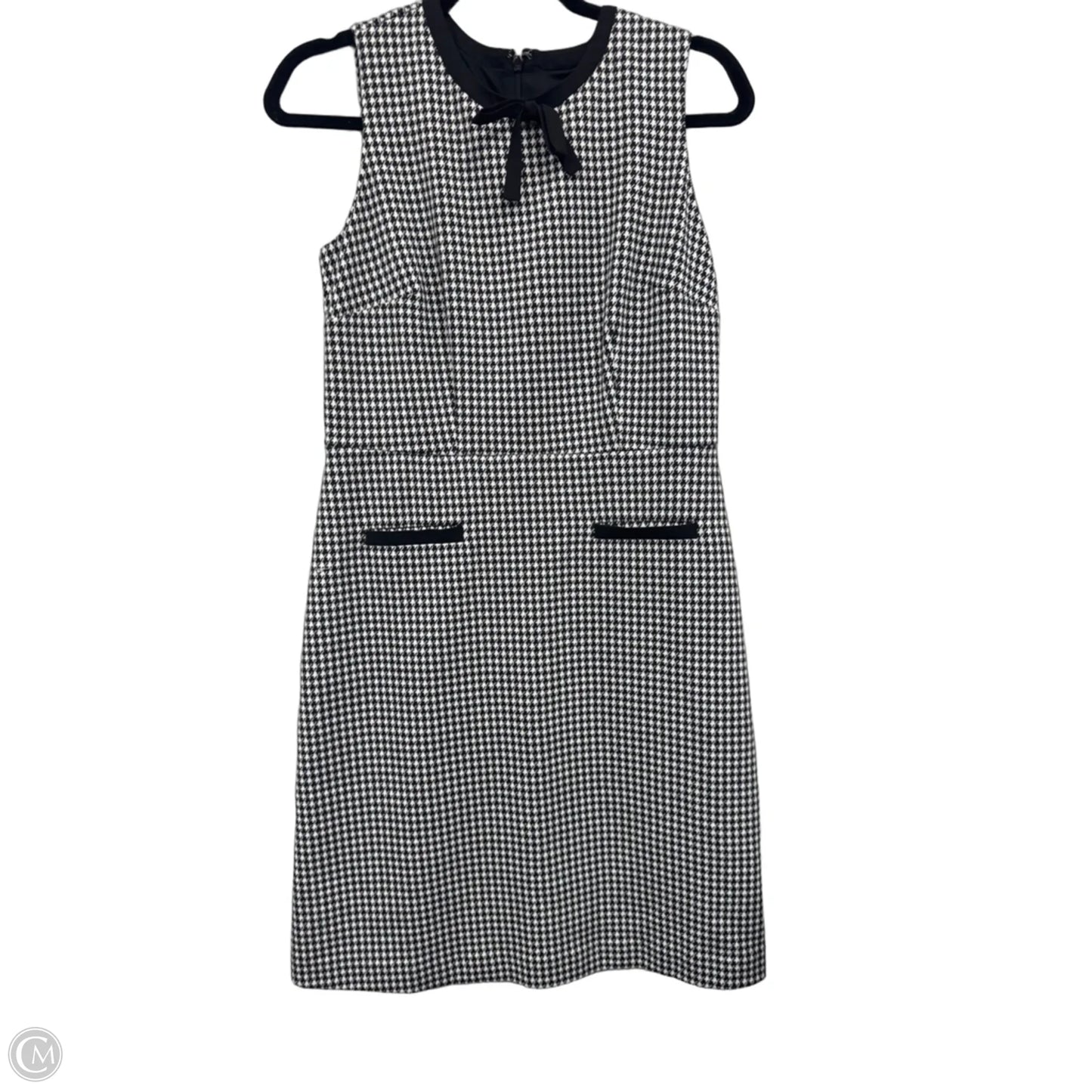 Dress Casual Short By Talbots In Black & White, Size: 6p