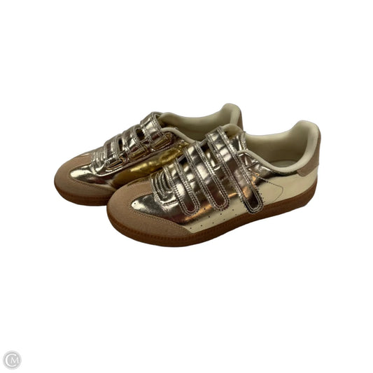 Shoes Sneakers By Clothes Mentor In Gold & Tan, Size: 10