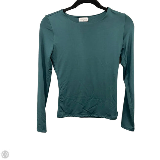 Top Long Sleeve By Vestique In Green, Size: M