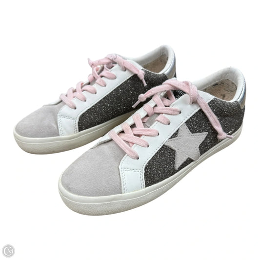 Shoes Sneakers By Vintage Havana In Cream & Tan, Size: 8