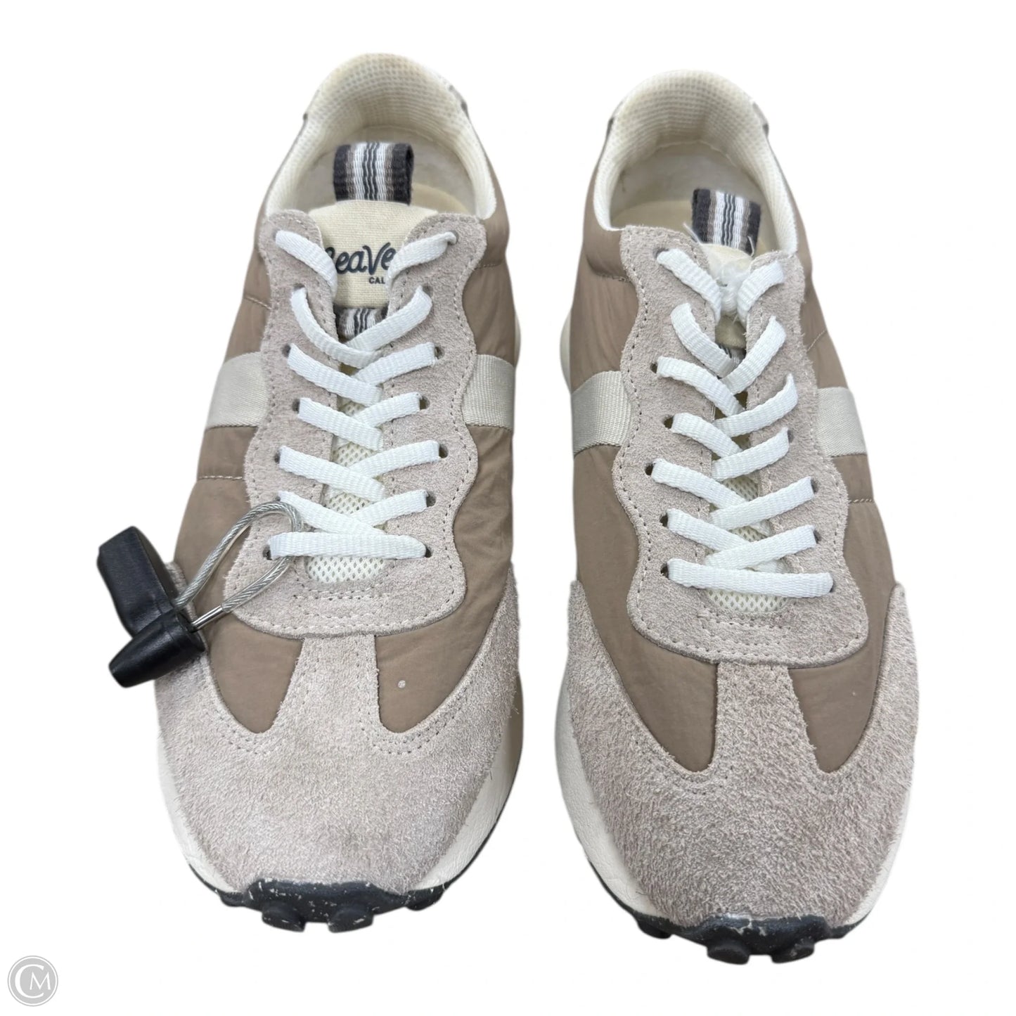 Shoes Sneakers By Cmb In Tan, Size: 9