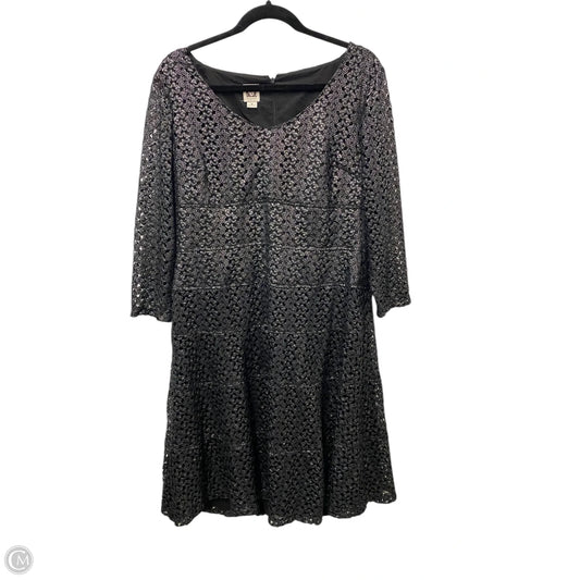 Dress Party Short By Anne Klein In Silver, Size: 14