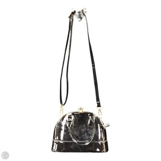 Crossbody By Clothes Mentor, Size: Medium