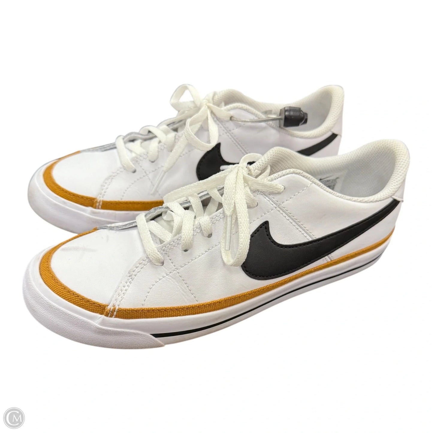Shoes Sneakers By Nike In Black & White, Size: 8