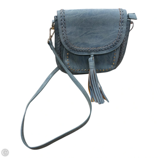 Crossbody By Clothes Mentor, Size: Medium