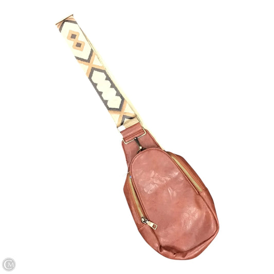 Crossbody By Clothes Mentor, Size: Small