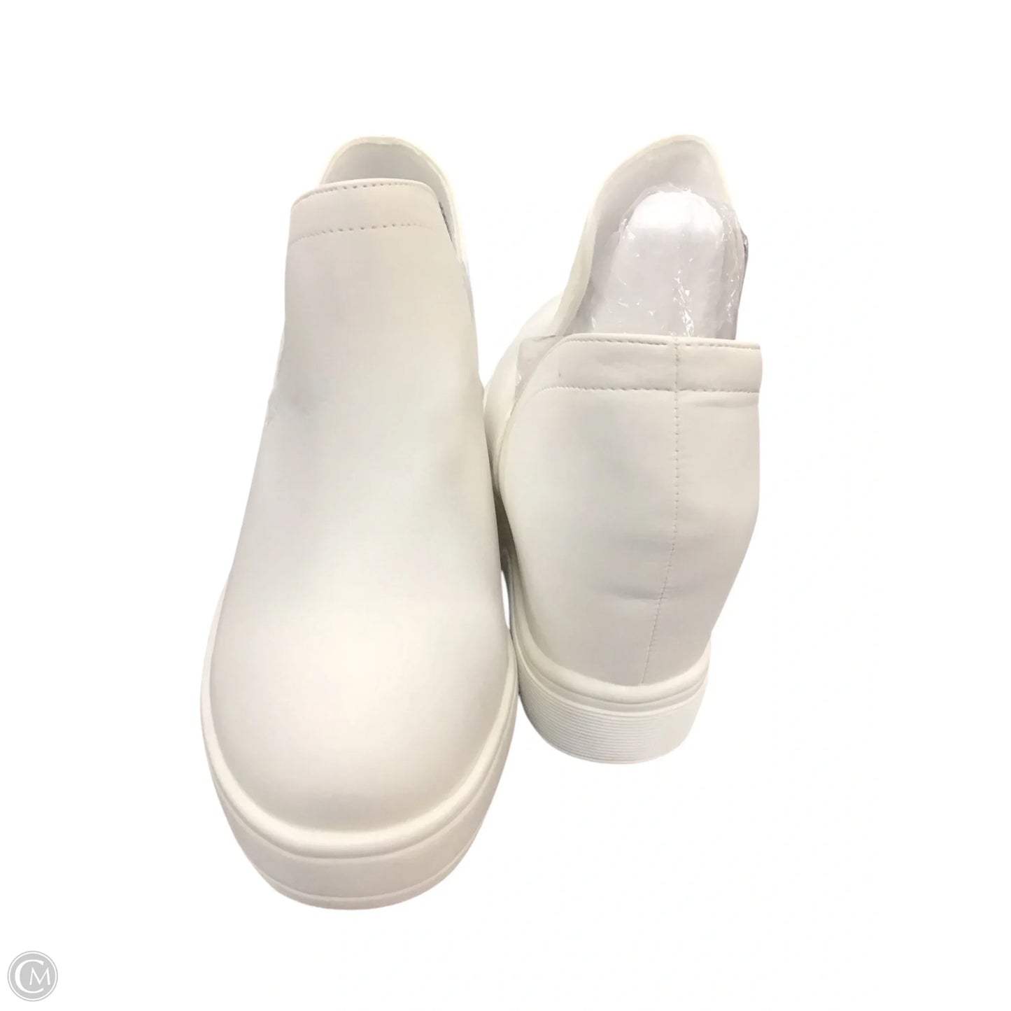 Shoes Sneakers By Journee In Cream, Size: 6.5