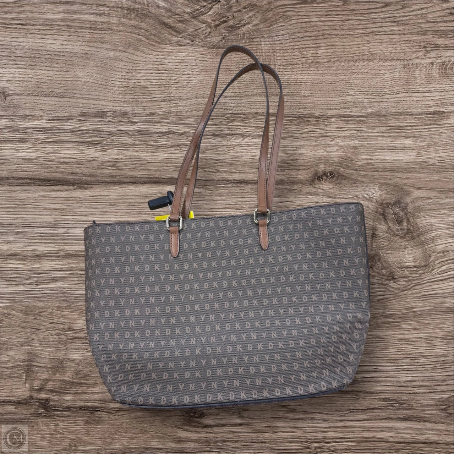 Handbag By Dkny, Size: Medium