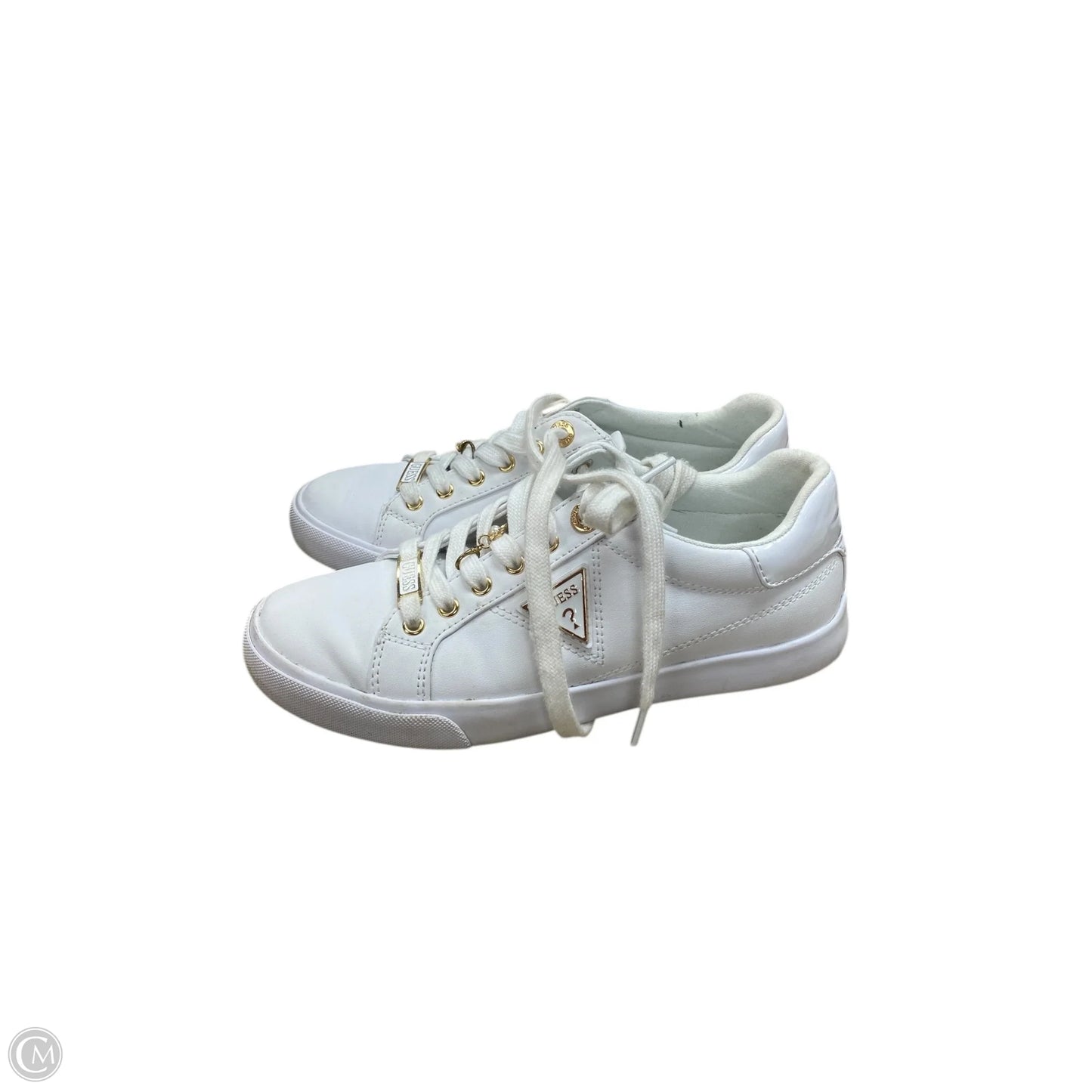 Shoes Sneakers By Guess In Gold & White, Size: 7