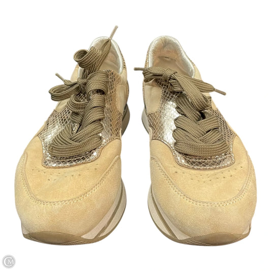 Shoes Sneakers By Cmb In Gold & Tan, Size: 6.5