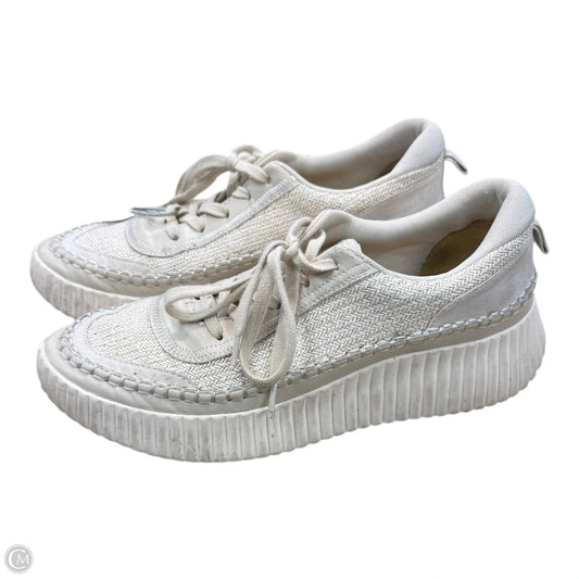 Shoes Sneakers By Dolce Vita In Cream, Size: 10