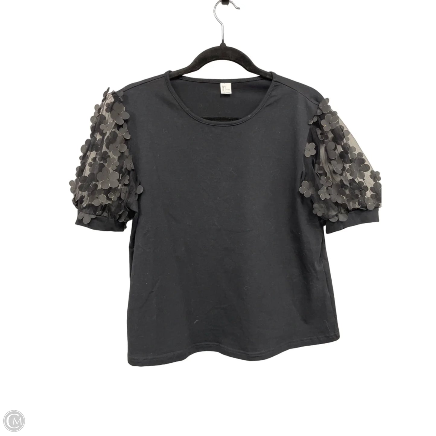 Top Short Sleeve By Clothes Mentor In Black, Size: L