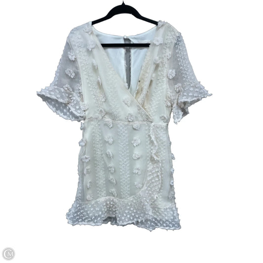 Dress Casual Short By Cmc In Cream, Size: L