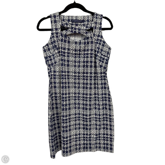 Dress Casual Short By Clothes Mentor In Blue & White, Size: S