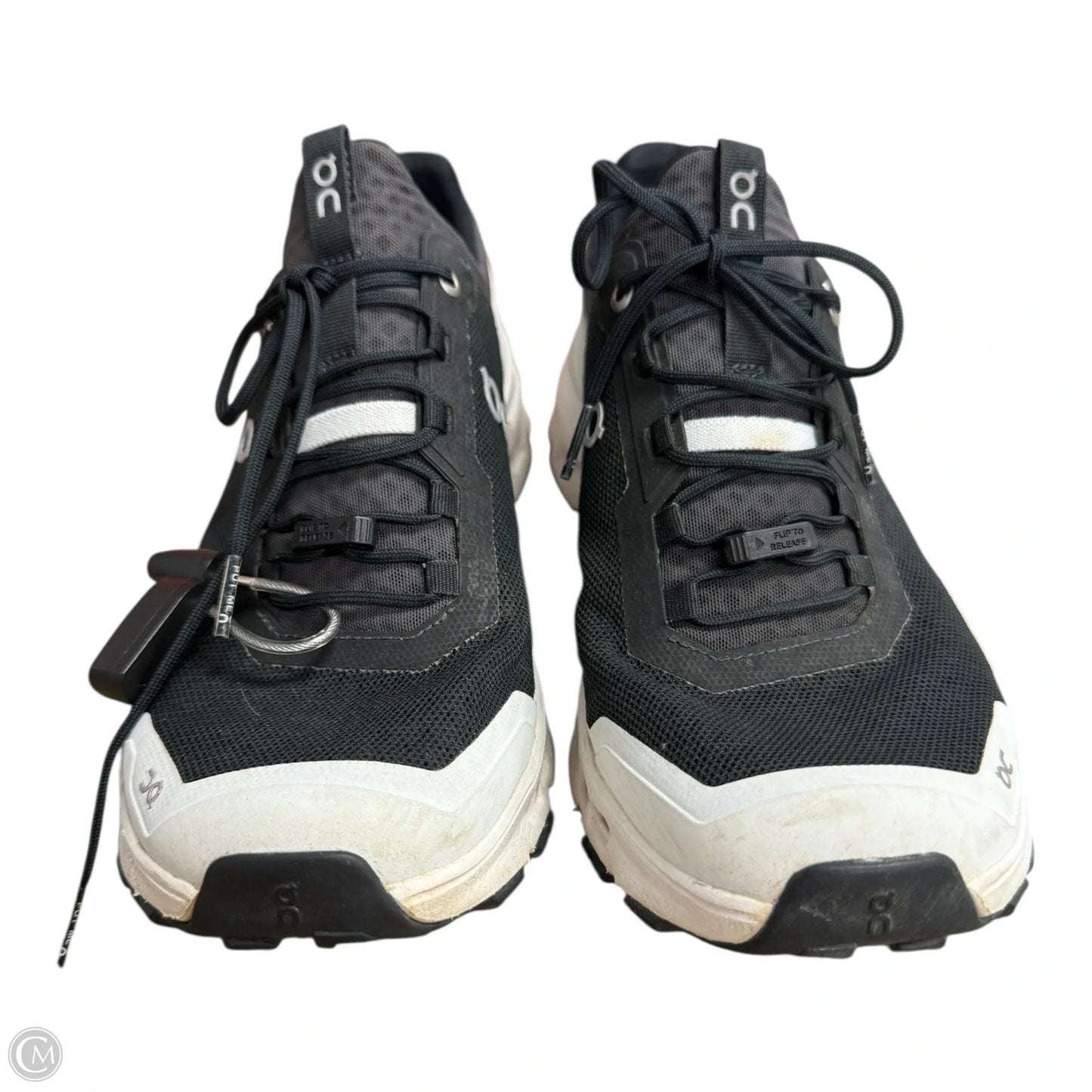 Shoes Athletic By On In Black & White, Size: 11