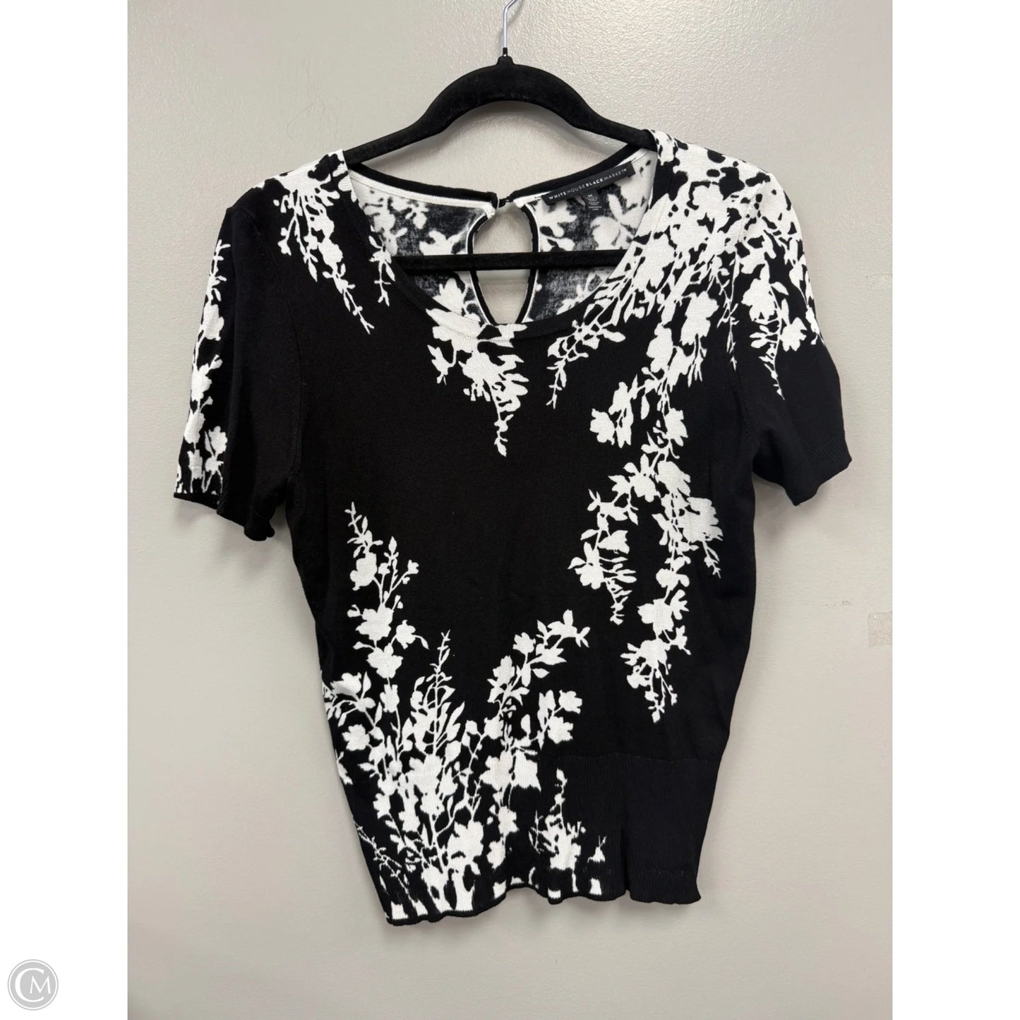 Top Short Sleeve By White House Black Market In Black & White, Size: M