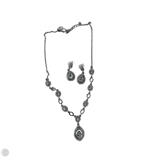 Necklace Set By Clothes Mentor, Size: 02 Piece Set