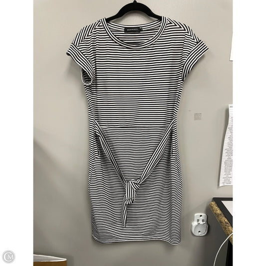Dress Casual Short By Merokeety In Black & White, Size: S