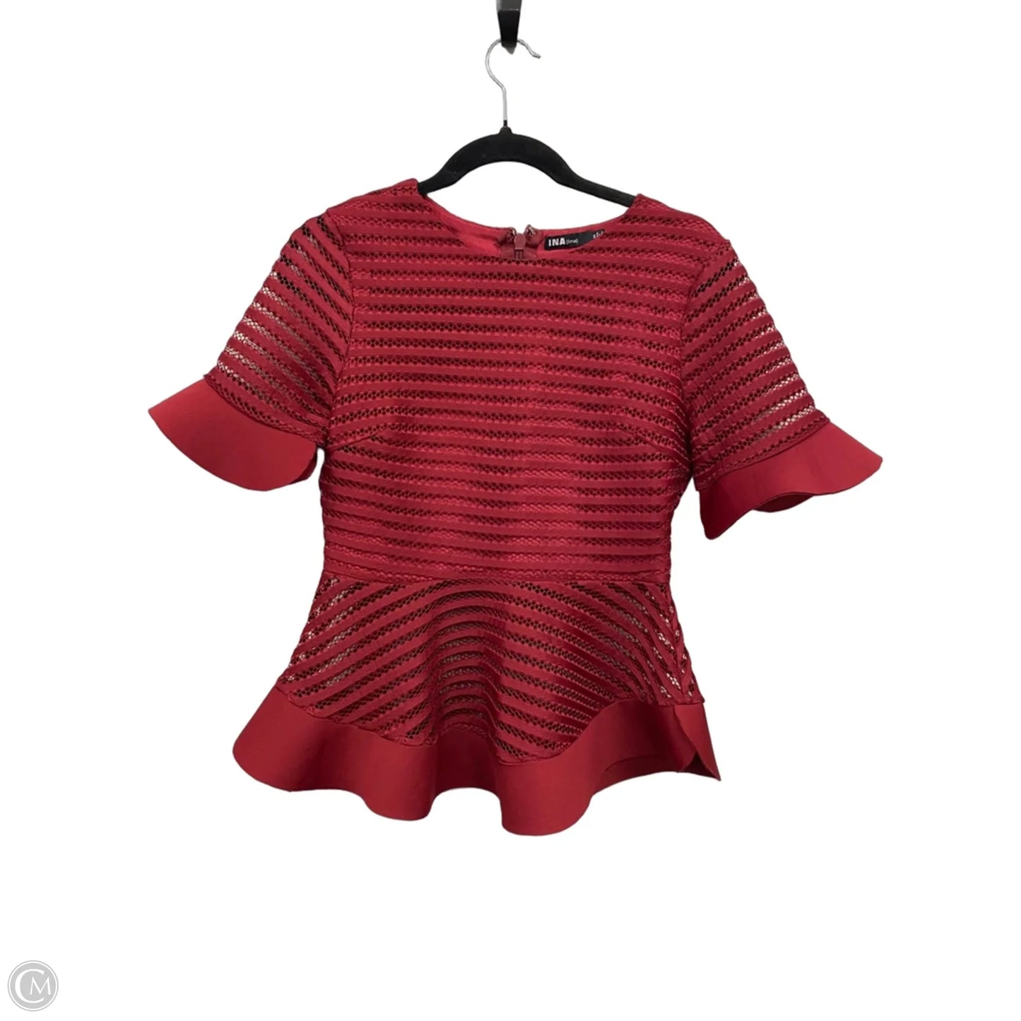 Top Short Sleeve By Clothes Mentor In Red, Size: M