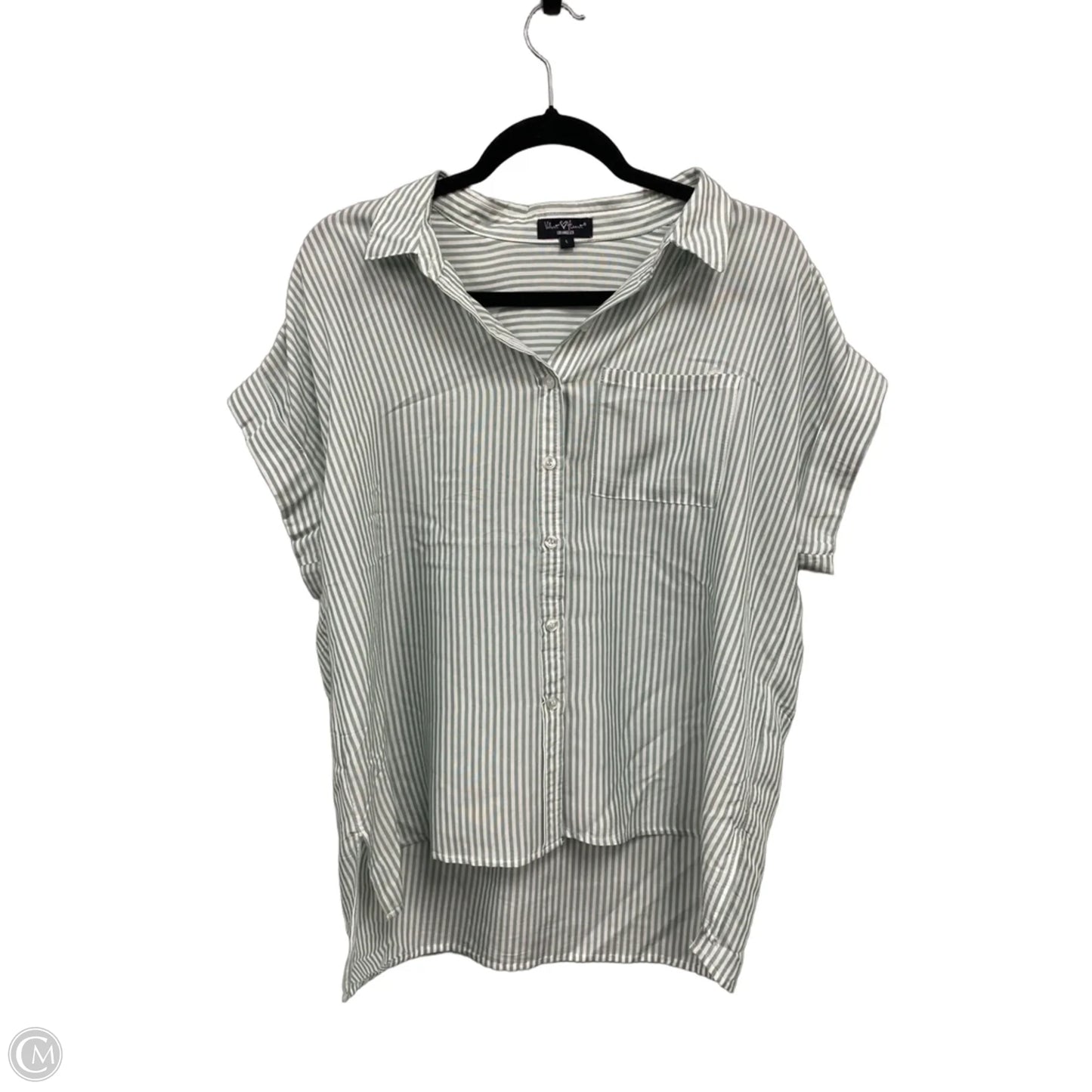 Top Short Sleeve By Velvet Heart In Green & White, Size: L