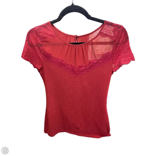 Top Short Sleeve By Express In Red, Size: S