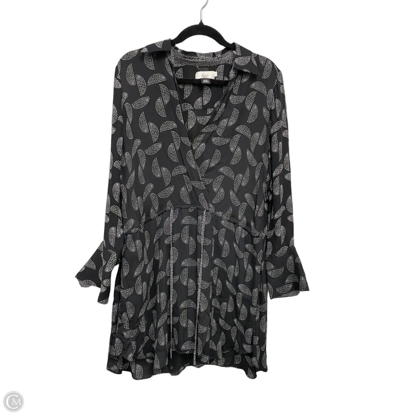 Dress Casual Short By Alc In Black & White, Size: 8