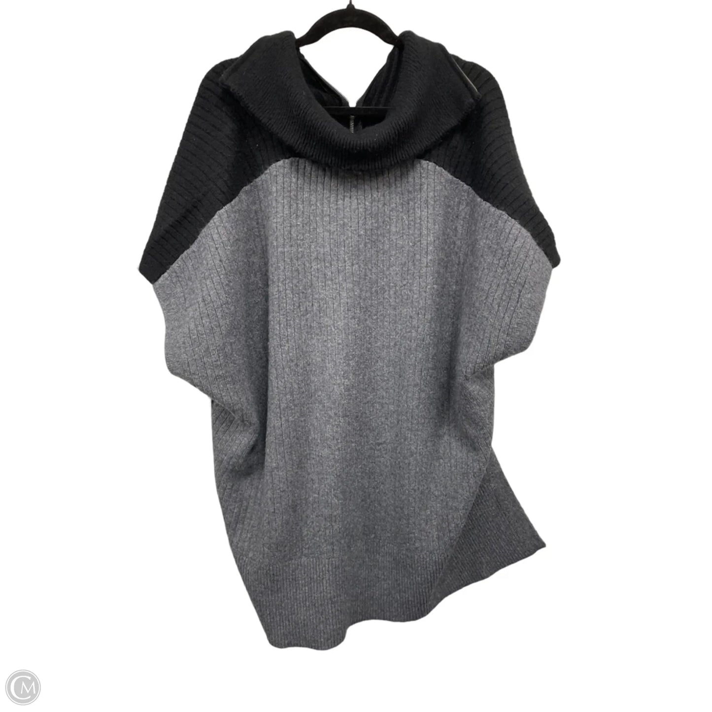 Poncho By Cece In Black & Grey, Size: L
