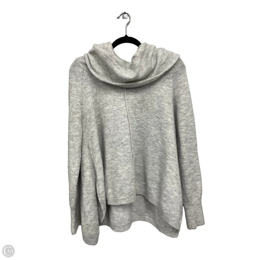 Sweater By Clothes Mentor In Grey, Size: L