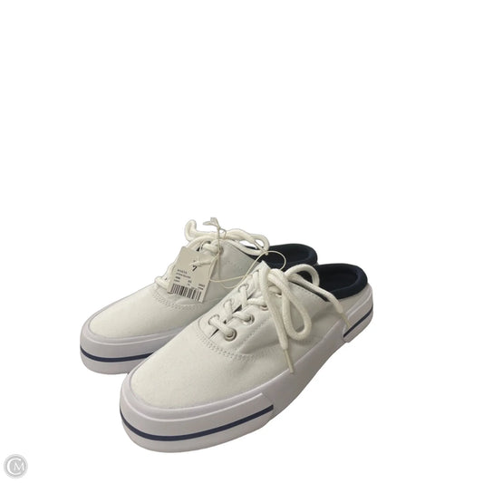 Shoes Sneakers By Cherokee In White, Size: 7