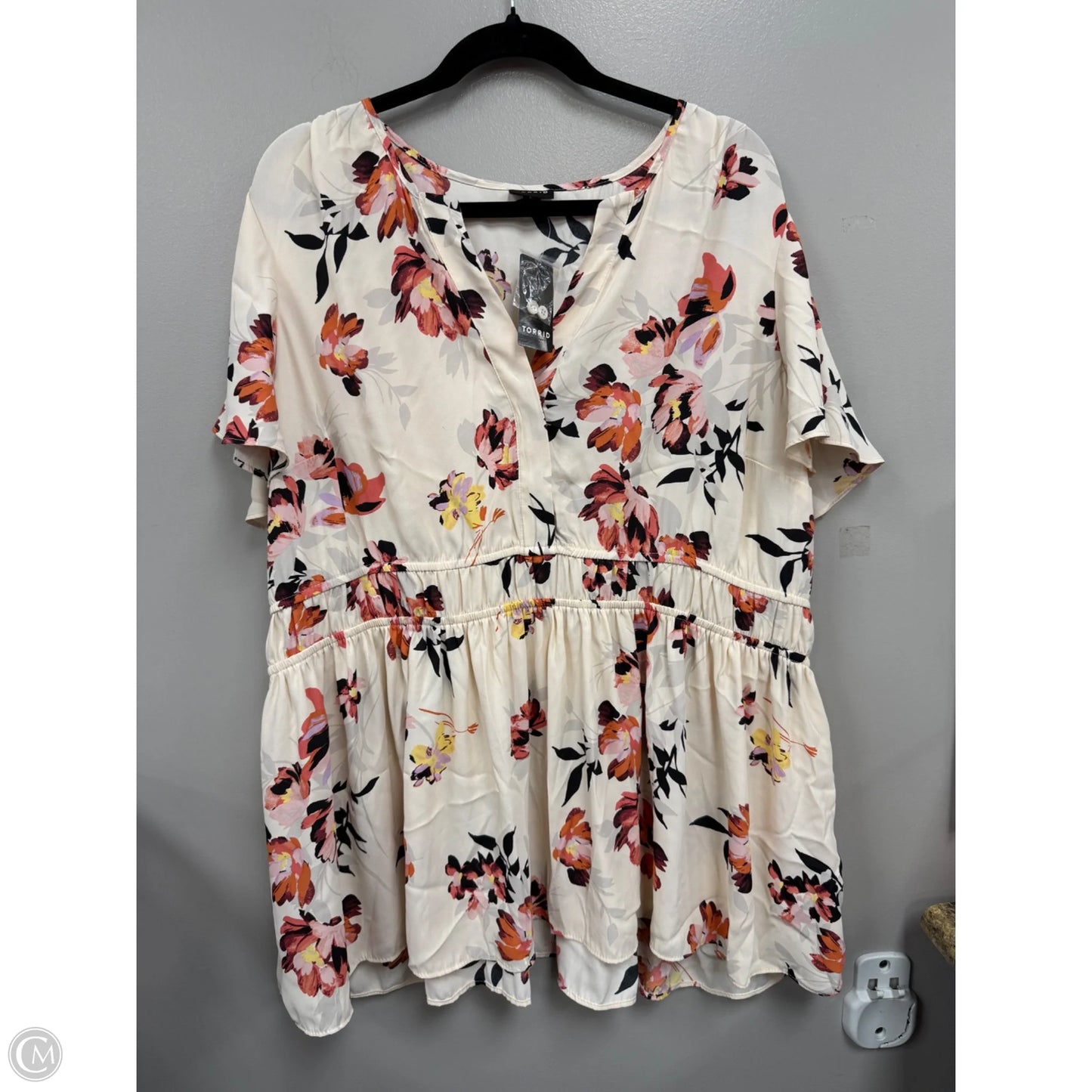 Short Sleeve Top By Torrid In Floral Print, Size: 3x