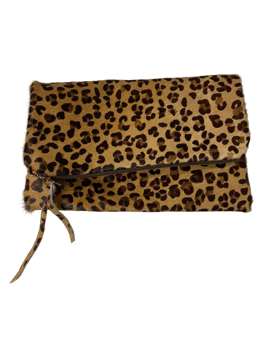 Clutch By Clothes Mentor, Size: Large